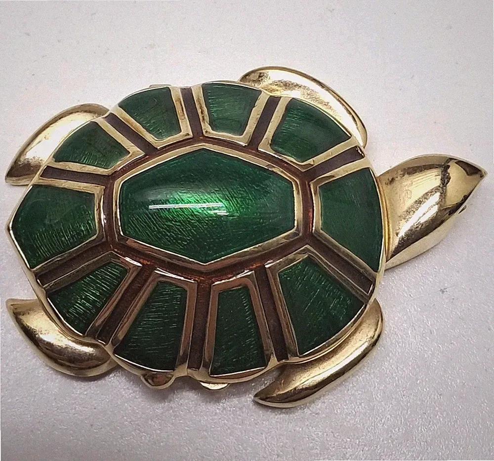 Vintage Estee Lauder Green Enamel Gold Turtle Solid Perfume Compact 1990